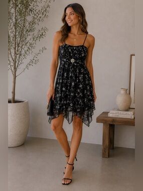 Mariposa Black and Silver Floral Dress Size L Party Cocktail Evening Sheer